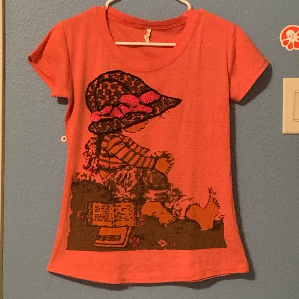 Graphic tee